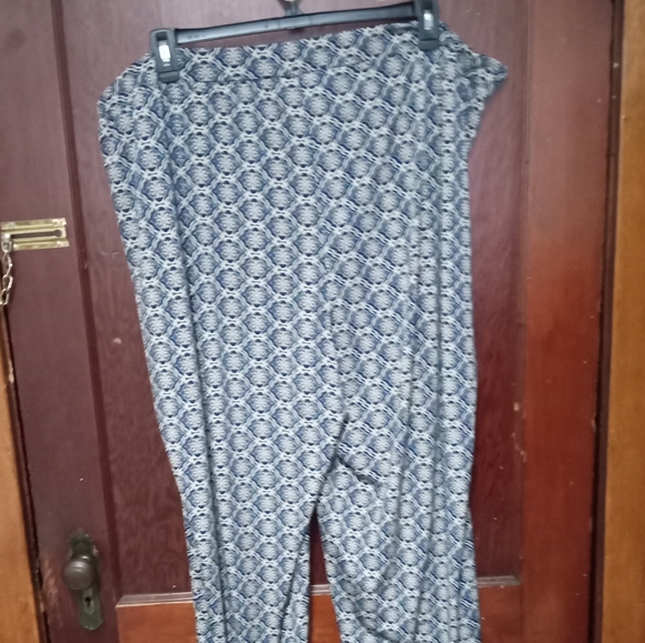 Catherines comfy silky lounge pants 3X 26-28 very pretty and breezy - Picture 3 of 6